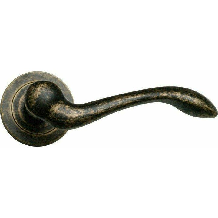 Italian lever handle on rose - Decor Handles